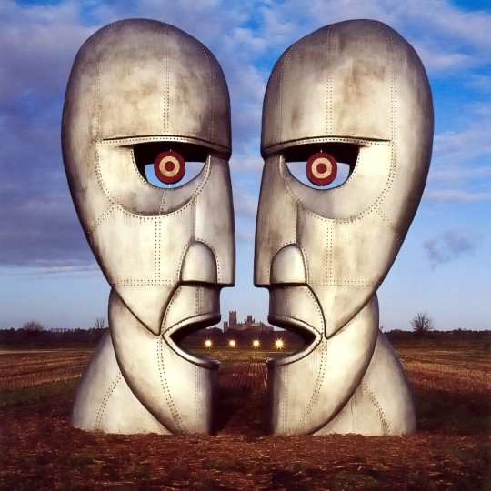 Pink_floyd_the_division_bell_1994_retail_cd-front